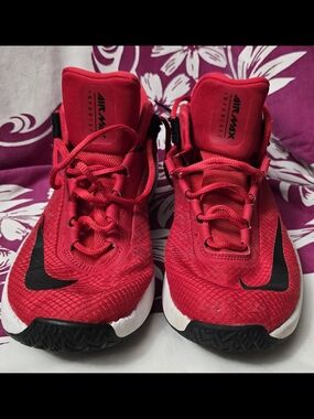 Nike Air Max Infuriate 2 Mid Size 8